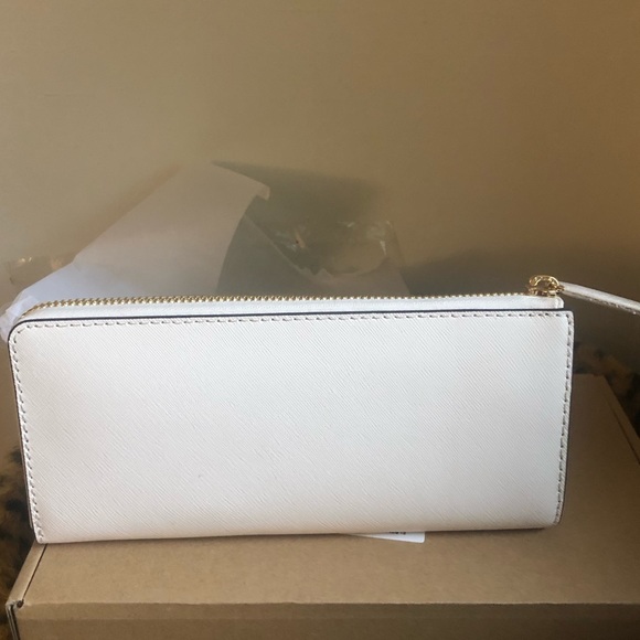 NWT MICHAEL KORS Jet Set Travel Lrg Saffiano Leather Quarter-Zip Wallet - Picture 2 of 13